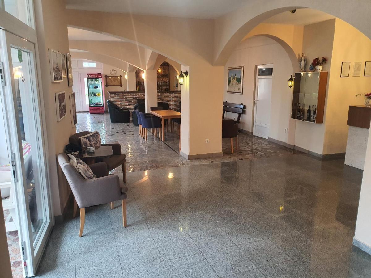 Hotel Barbaric Medjugorje Exterior photo